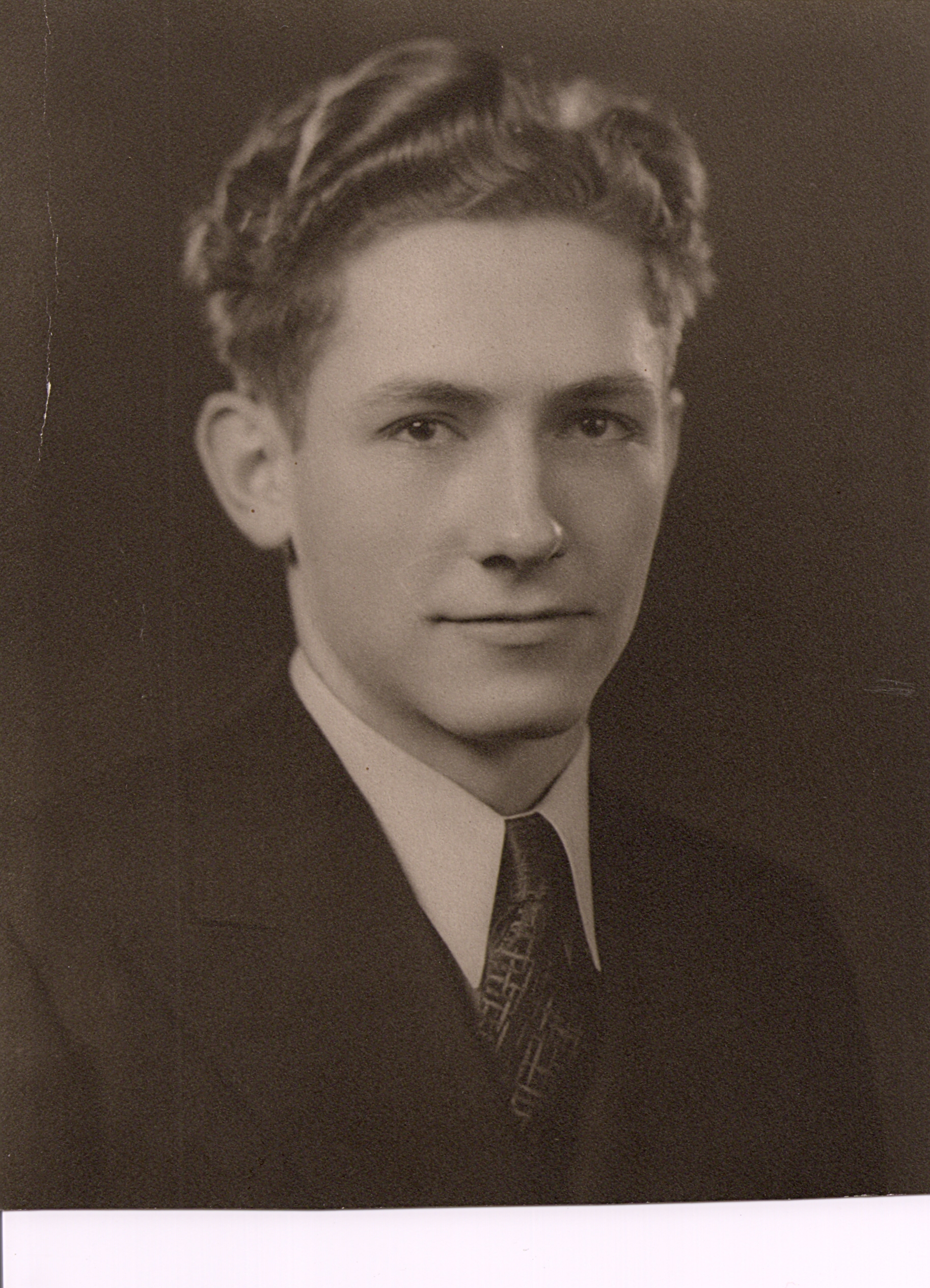 Verden Elliott Bettilyon (1918 - 2012) Profile